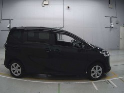 Toyota Sienta 1.5 G 2020