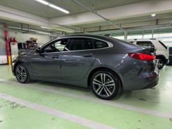 BMW 2-Series 220i AT Advantage 2021