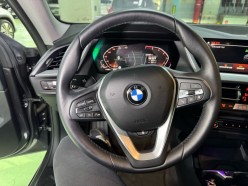 BMW 2-Series 220i AT Advantage 2021