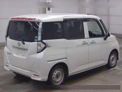 Toyota Tank 1.0 X S 4WD 2019