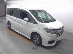 Honda Stepwgn 1.5 Spada Honda Sensing 7 seater 2019