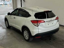 Honda Vezel 1.5 X Honda Sensing 4WD 2018