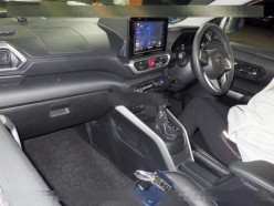 Daihatsu Rocky 1.0 Premium 4WD 2020