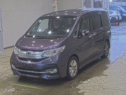 Honda Stepwgn 1.5 Spada Honda Sensing 7 seater 2015