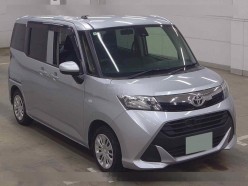 Toyota Tank 1.0 X S 4WD 2018