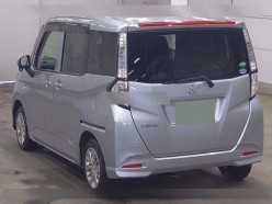 Toyota Tank 1.0 X S 4WD 2018