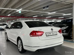 Volkswagen Passat 1.8 TSI DSG Highline 2015