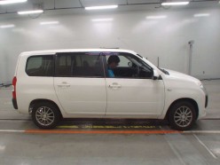 Toyota Probox 1.5 F 2022