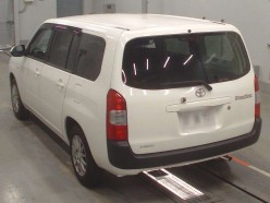 Toyota Probox 1.5 F 2022
