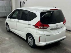 Honda Freed+ 1.5 G Honda Sensing 2022