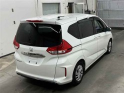 Honda Freed+ 1.5 G Honda Sensing 2022