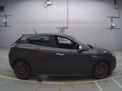 Alfa Romeo Giulietta 1.4 Competizione 2012