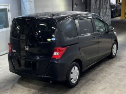 Honda Freed 1.5 G highway edition 7 Seater 2010