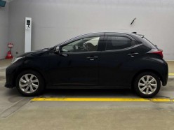 Toyota Yaris 1.5 G + panoramic view 2020