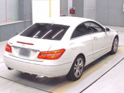 Mercedes-Benz E-Class E 250 BlueEfficiency 2011