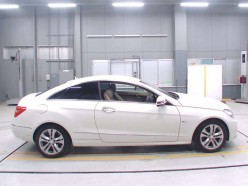 Mercedes-Benz E-Class E 250 BlueEfficiency 2011