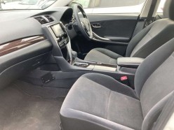 Toyota Premio 1.8 X 2019