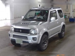 Suzuki Jimny Sierra 1.3 4WD 2013