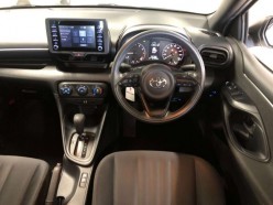 Toyota Yaris 1.0 X 2021