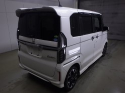 Honda N-BOX Custom 660 G L Turbo Honda Sensing 4WD 2018