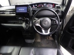 Honda N-BOX Custom 660 G L Turbo Honda Sensing 4WD 2018