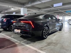 KIA K5 2.0 GDi HEV AT 2WD Signature 2024