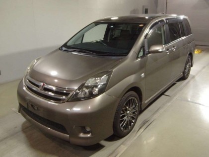 Toyota Isis 1.8 Platana limited 2010