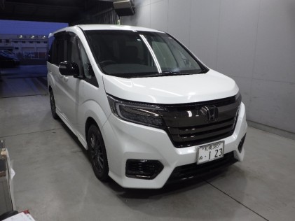 Honda Stepwgn 1.5 Spada Cool Spirit H. Sensing 4WD 2019