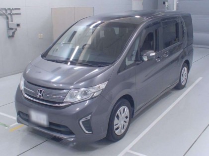 Honda Stepwgn 1.5 G 8 Seater 2015