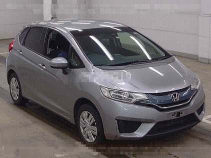 Honda Fit 1.3 13G L Package 4WD 2015