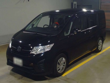 Honda Stepwgn 1.5 B Honda Sensing 7 seater 2019
