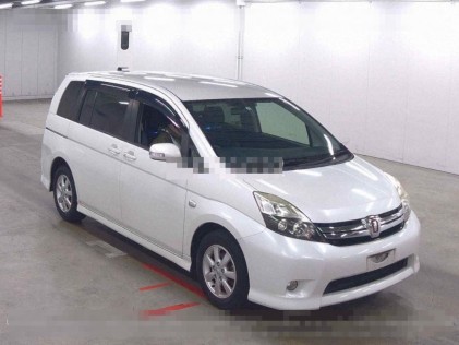 Toyota Isis 1.8 Platana 2013