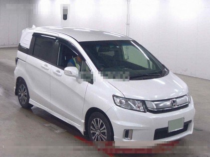 Honda Freed Spike 1.5 G aero 2016