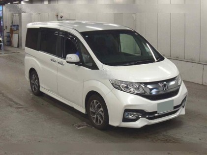 Honda Stepwgn 1.5 Spada Honda Sensing 7 Seater 2016