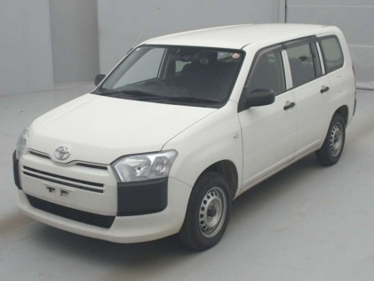 Toyota Probox 1.5 DX Comfort 4WD 2020