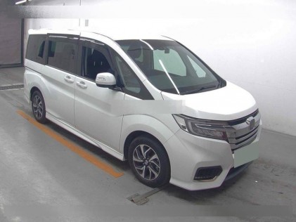 Honda Stepwgn 1.5 Spada Honda Sensing 7 seater 2019