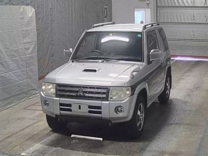 Mitsubishi Pajero Mini 660 exceed 4WD 2010