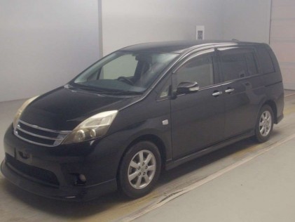 Toyota Isis 1.8 Platana V Selection 2012