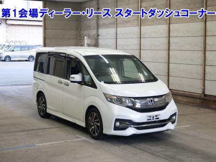 Honda Stepwgn 1.5 Spada Cool Spirit 8 seater 2015