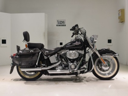 Мотоцикл Harley Davidson Heritage Softail Classic FLSTC1580 2012