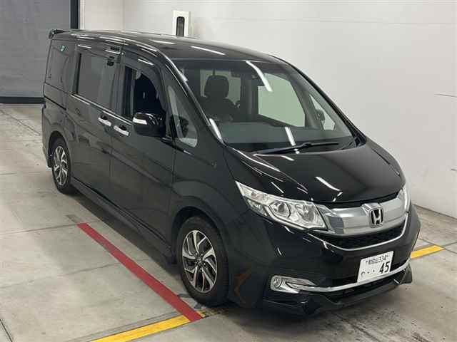Honda Stepwgn 1.5 Spada Advanced Package Beta 7 seater 2016