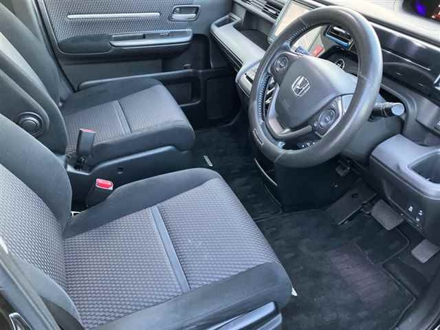 Honda Stepwgn 1.5 Spada Advanced Package Beta 7 seater 2016