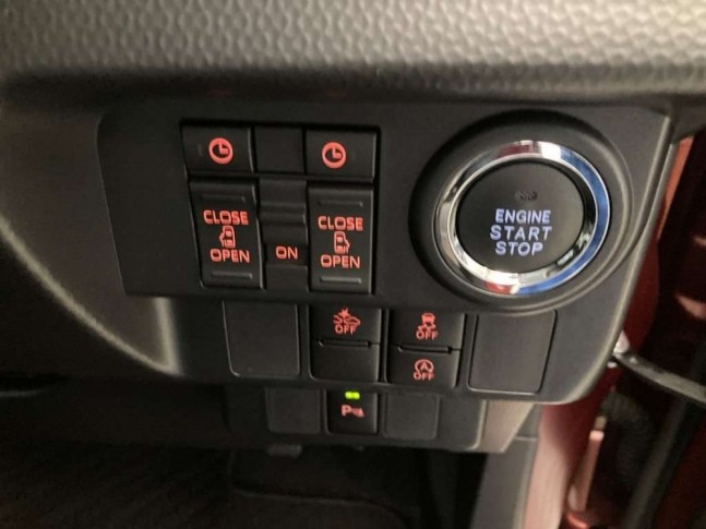 Toyota Roomy 1.0 Custom G-T 2022