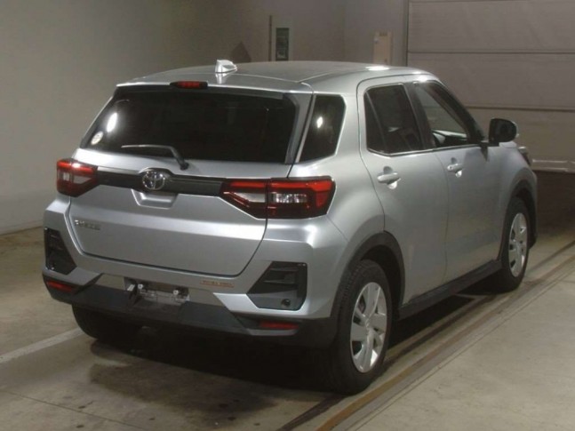 Toyota Raize 1.0 X S 2021