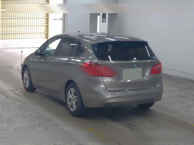 BMW 2-Series Active Tourer 218i 2014