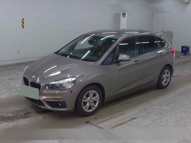 BMW 2-Series Active Tourer 218i 2014