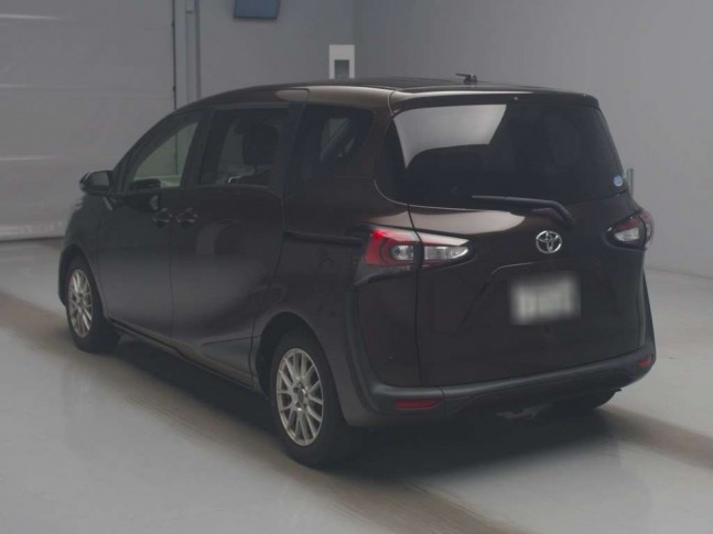 Toyota Sienta 1.5 G Cuero 7 Seater 2021