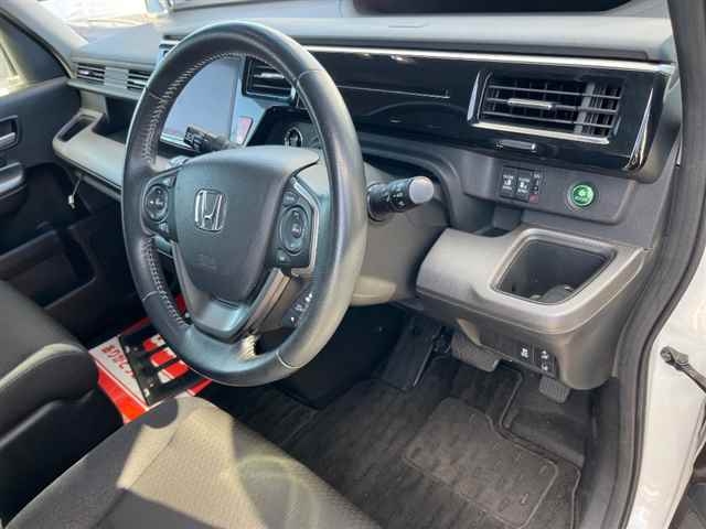 Honda Stepwgn 1.5 Spada Honda Sensing 7 seater 2021