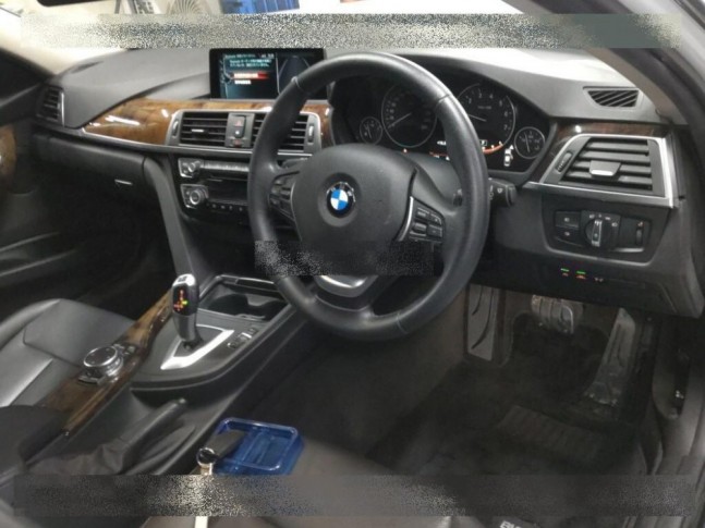 BMW 3-Series 318i Luxury 2017