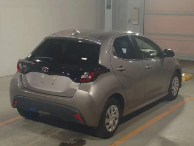Toyota Yaris 1.0 X 2022